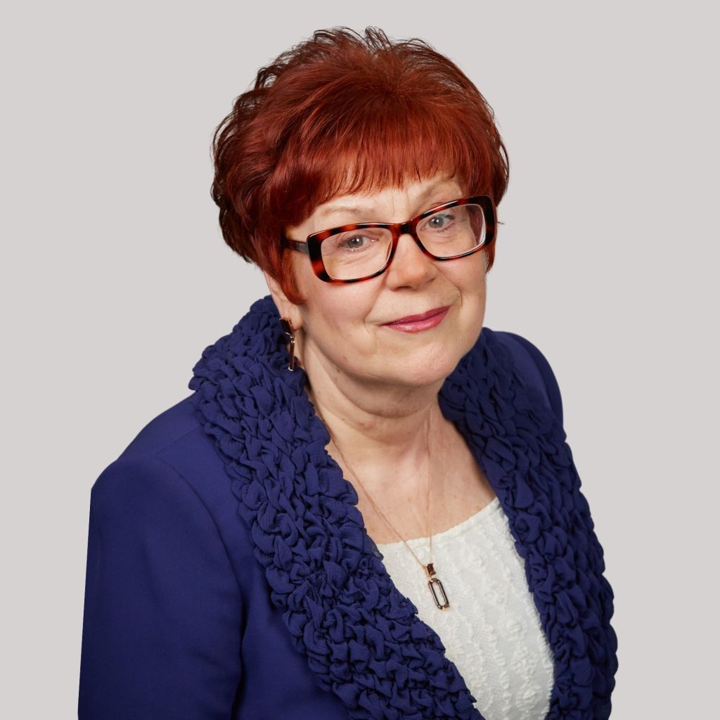 Anna Strazdiņa ZZS